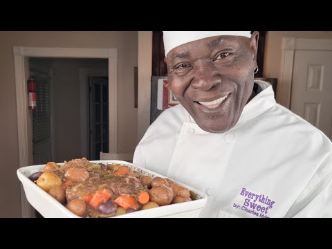 POT ROAST  WITH POTATOES AND CARROTS