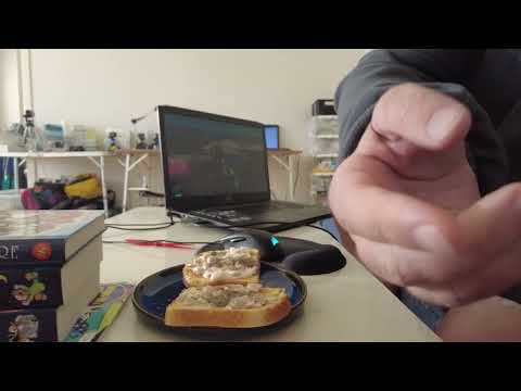 MongoTV_8439 - Min Frokost - Ristet TOASTBRØD Med KYLLING-BACONSALAT