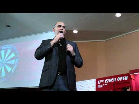 Czech Open 2011 - 2nd Semi-final Steve Douglas - Dean Winstanley (End).mp4