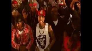 YG- Bitches Aint Shit feat Tyga & Nipsey Hussle & Snoop Dogg & Dr. Dre