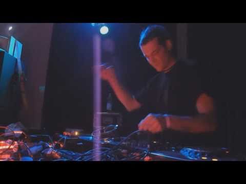 O.B.F. Sound System, Digitron Sound, Meniga @ TUBEKLUB 04.11.10 « Bass Education »