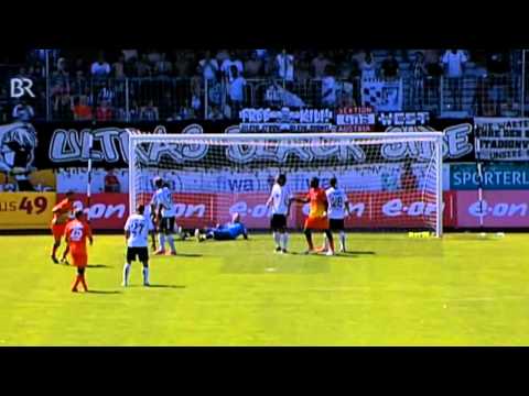 SV Wacker Burghausen vs. MSV Duisburg (3.Liga 2.Spieltag 2013/2014)