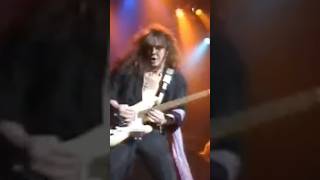 Download lagu What No One Says About Yngwie #shorts #guitarlesson #yngwiemalmsteen mp3