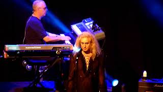 Steve Hackett - Inside and Out (Genesis) (11 de 16 videos)