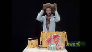 Download lagu How to become a BEE GEE -  Do-It-Yourself-Kit - incredible parody by Kenny Everett.  #funnyvideo mp3