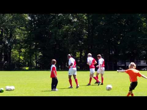 Oud FC Utrecht warmt up!