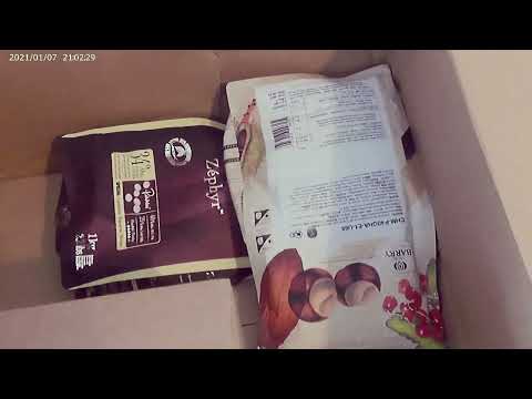 Unboxing Cacao Barry, Valrhona