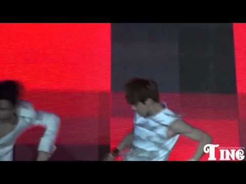 [FANCAM] 120401 - EXO Showcase Time Control (Kai, Lu Han)