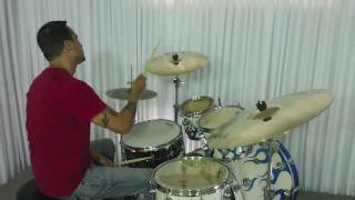 Video thumbnail for Bosphorus Gold Series Power Crash 17" - BATERACLUBE.com.br by Batera Clube Drum Shop