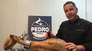 Cómo cortar jamón para casa: Apertura del Jamón y limpieza parcial