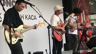 Download lagu Efek Rumah Kaca - Kau dan Aku Menuju Ruang Hampa (Live at Poins Mall, Jakarta 19/7/2023) mp3 Download lagu Efek Rumah Kaca - Kau dan Aku Menuju Ruang Hampa (Live at Poins Mall, Jakarta 19/7/2023) mp3