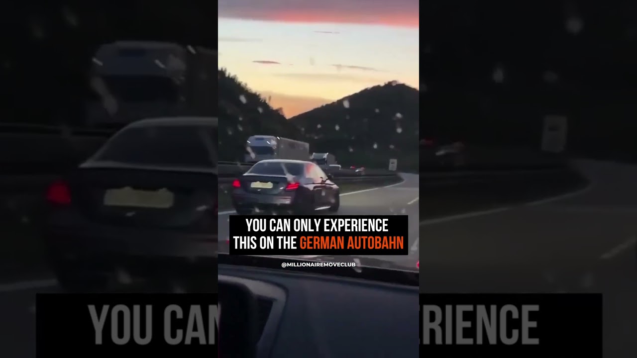 RS6 Overtakes BMW AT 300 km/h On The German Autobahn!😱