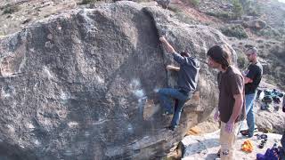 Video thumbnail: Calentando el biceps, 6a. Alcañiz