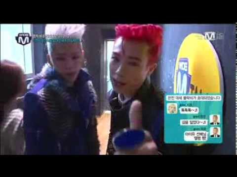 131017 Block B P.O sings IU's Red Shoes and praises album!
