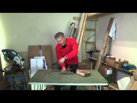 CC S04E10 - ACCESSORIES Breakaway cable