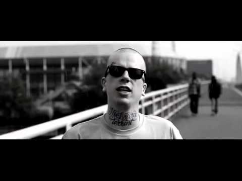 Berry  - Wij Zijn Feyenoord (Prod  By Plazier) Officiële Video