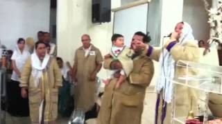Rosa Pérez - El bebe Emanuel con manta de Cilicio