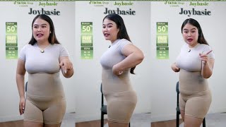 Download lagu Beautiful natural-looking mom live selling corset pants perfect for working out at night mp3