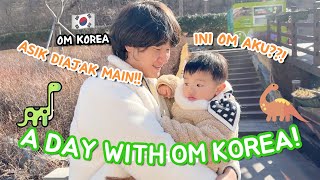 Finally I can play with Uncle Korea🇰🇷 all day!! So spoiled💕
