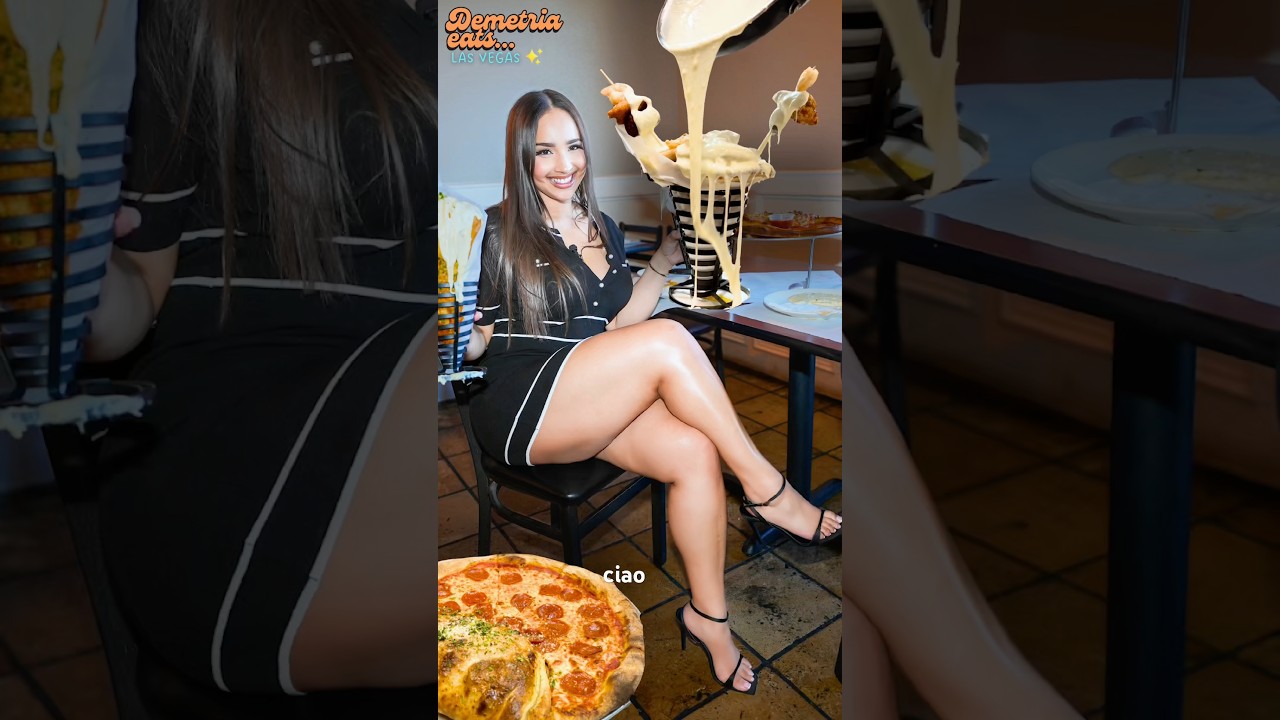 Viral Italian Restaurant in Vegas 😳‼️ #foodie #shorts #vegas