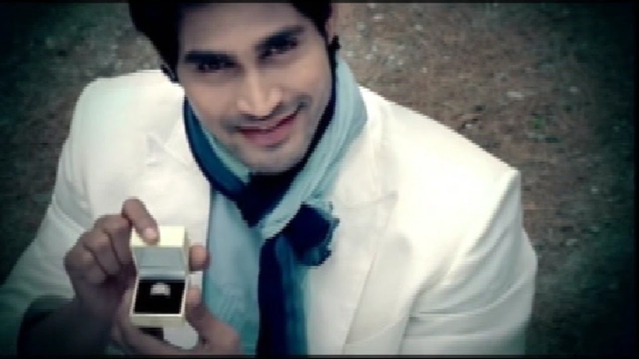 Barkha Bahar Karke Singar Lyrics | Le Uda Dil (Album) | Lalitya Munshaw | Laxmi Vasant