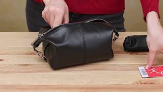 Стильна глянсова косметичка Shvigel 16403 чорна