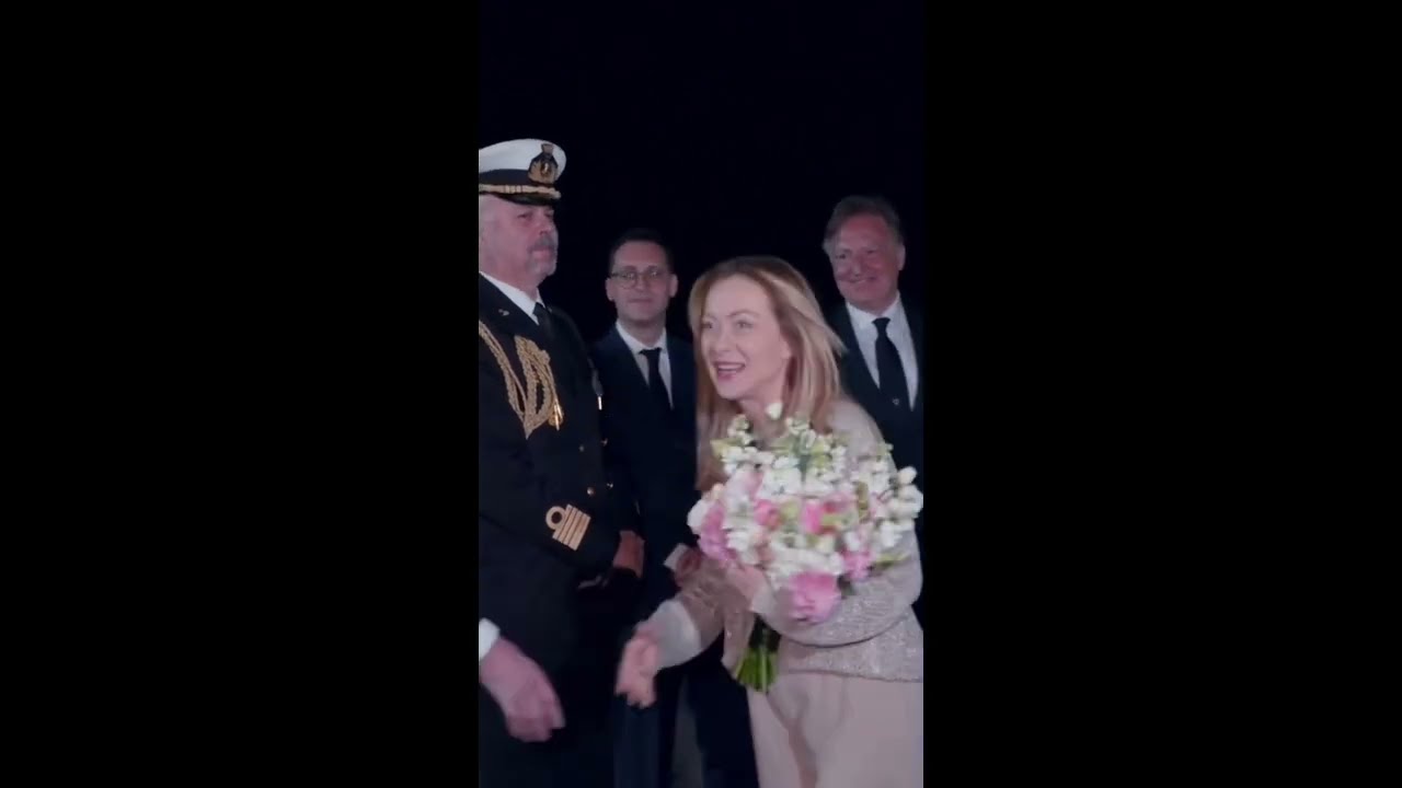 GIORGIA MELONI ARRIVA A YEREVAN PER PARTECIPARE AL VERTICE DELLA COMUNITÀ POLITICA EUROPEA