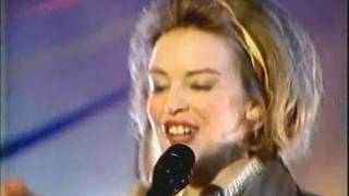 Kylie Minogue - Finer Feelings (Going Live 1992)