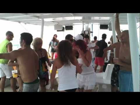 MANU BE @ Boat Party CLOSING by Bikini Beach Club