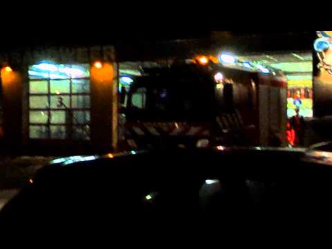 Uitruk brandweer krommenie 8037 prio 1 Assendelft gele ring, brand in schuur/keet/hok.