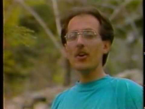 Farhad Darya  مهربانی سخت میخواند به چشمانت