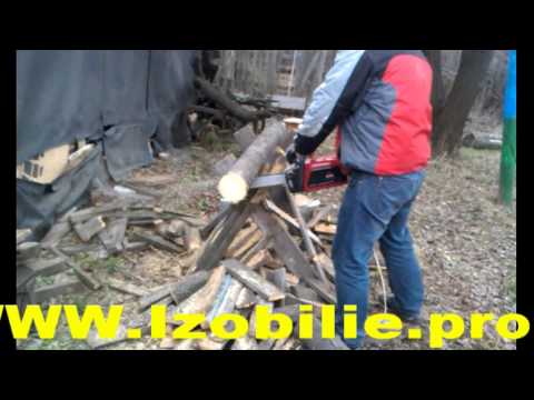 Видео Электропила VITALS Master EKZ 2440 в работе