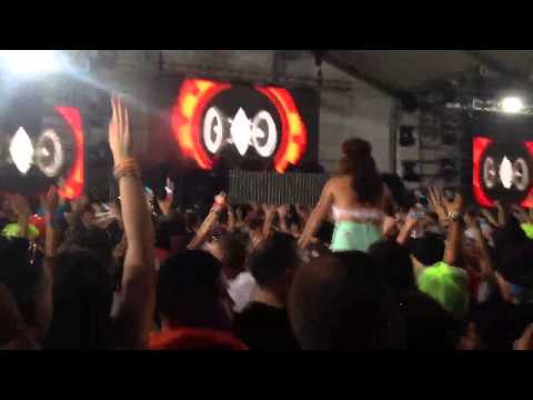 Carl Cox & Loco Dice B2B last 5 minutes!!! @EDC NY 2013