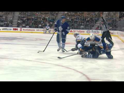 Gotta See It: Phaneuf jacks up Oshie after whistle