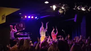 Sorry I&#39;m Not Sorry - Tesaa Violet Live