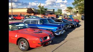 Quaker Steak & Lube Boardman Friday Night Car Cruise 2017