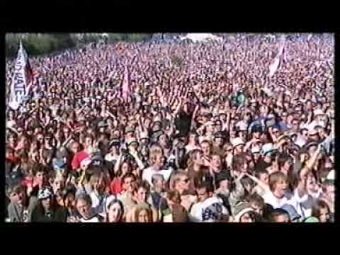 Glastonbury 2003   The Polyphonic Spree   Soldier Girl live