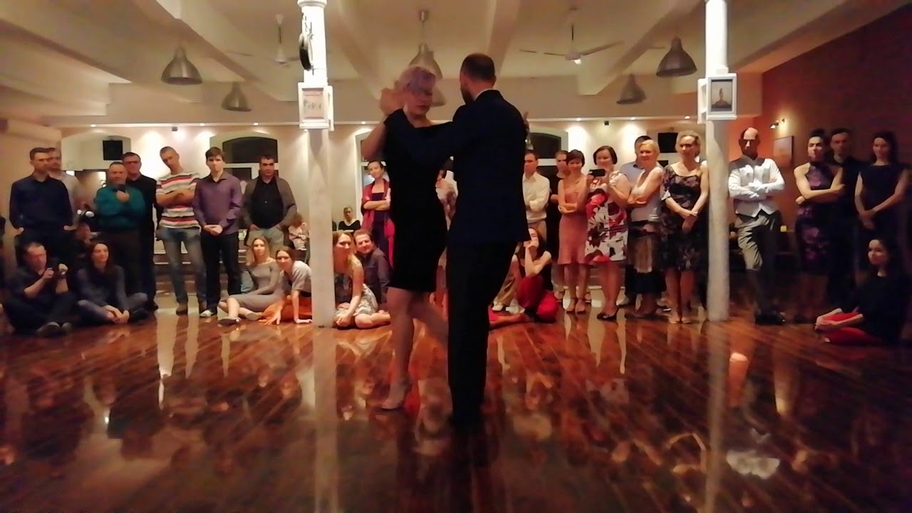 Video thumbnail for Angelina Zubko & Taras Popovich, Vals. Saint-Petersburg 29/09/18 , Kvartal Tango