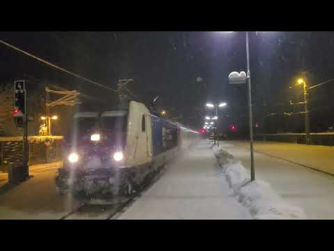 Durchfahrt des DRV 304 am 21.01.2023 in Golling-Abtenau