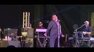 Download lagu Dave Hollister sings 'One Woman Man ' at The R&B Festival at National Harbor at The Gaylord Hotel. mp3