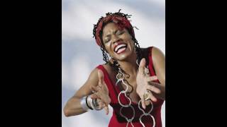Dee Dee Bridgewater - Children Are The Spirit (Of The World)