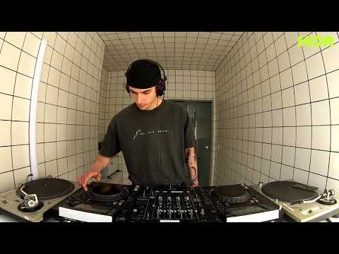 Voxnox Showcase - Quelza / April 14 / 5pm-6pm