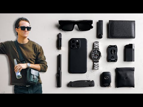 minimal all black edc bag | the lifetime art of everyday carry