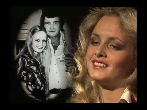 The Muppet Show - 121: Twiggy - “In My Life” (1977)