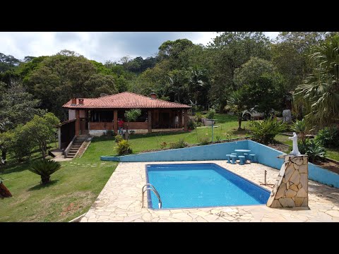 Chácara Itapeva-MG- Escritura Registrada- área 8.000 m2- casa ampla- piscina-pomar- 