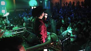 Lenin Ramirez - El De La Gorra 27 (En Vivo)