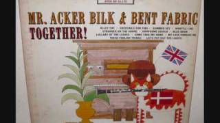 Mr. Acker Bilk & Bent Fabric - Stranger On The Shore (1965 duet version)