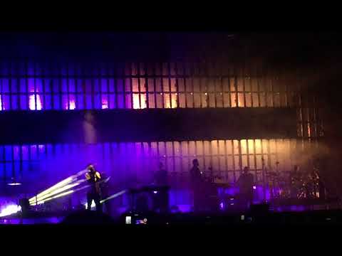 Massive Attack-  Ritual Spirit (with Azekel) . Live. Moscow.29.07.2018