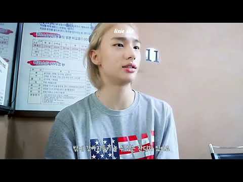 hyunjin communicating with his dog (Kami) 😂 #shorts #hyunjin #hyunjinstraykids #straykids