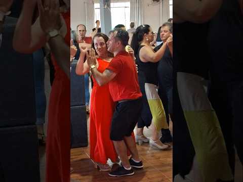 no clube Guarani em Itapejara do Oeste no Paraná.Brasil #shotrs #baile #dancarinos #dança #dance